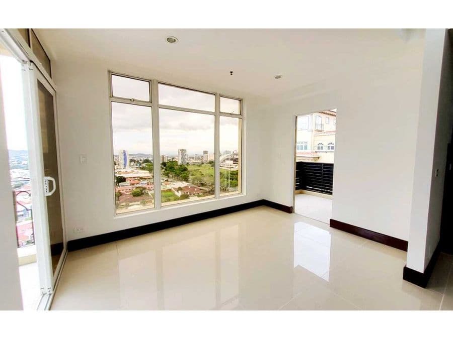 Apartment at Torres del Lago
