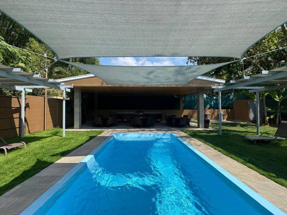 Commercial at Quepos