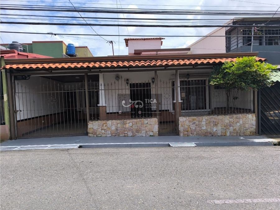 Casa en San Joaquín