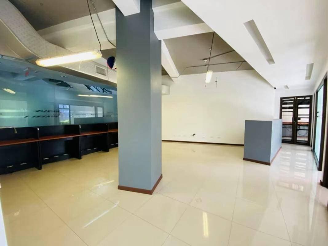 Office at Escazú