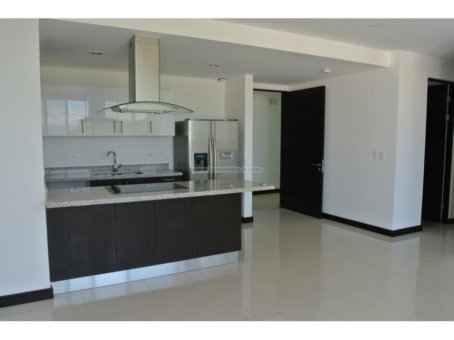 Apartamento en Condominio Bosques de Escazu