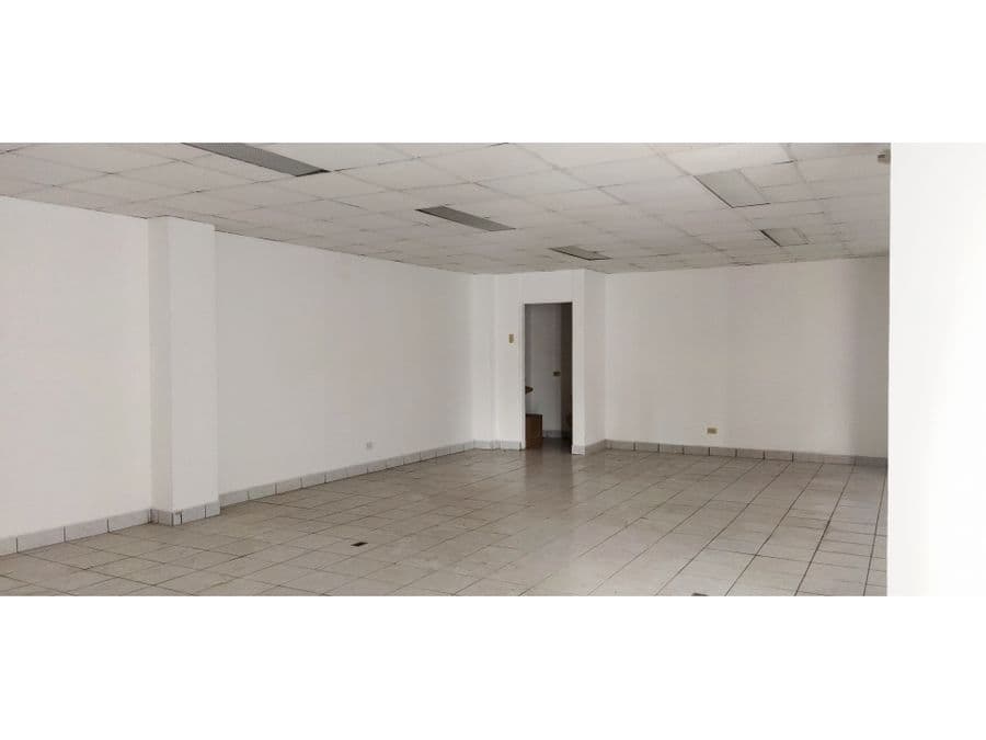 Comercial en San Vicente