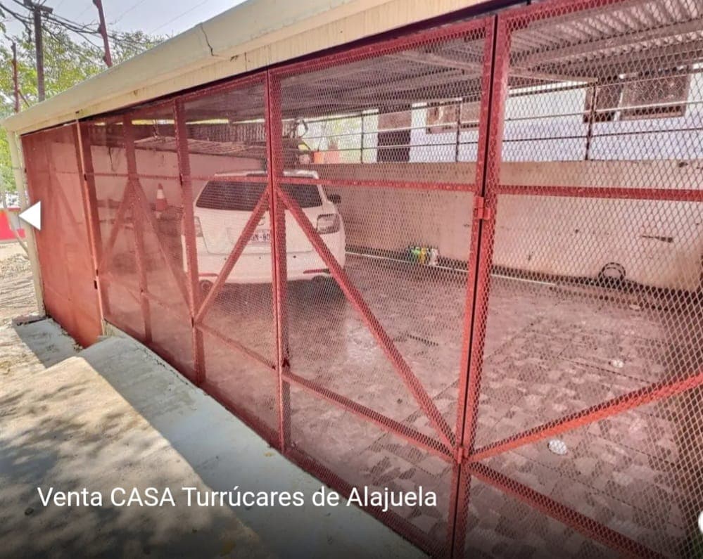 House at Turrúcares