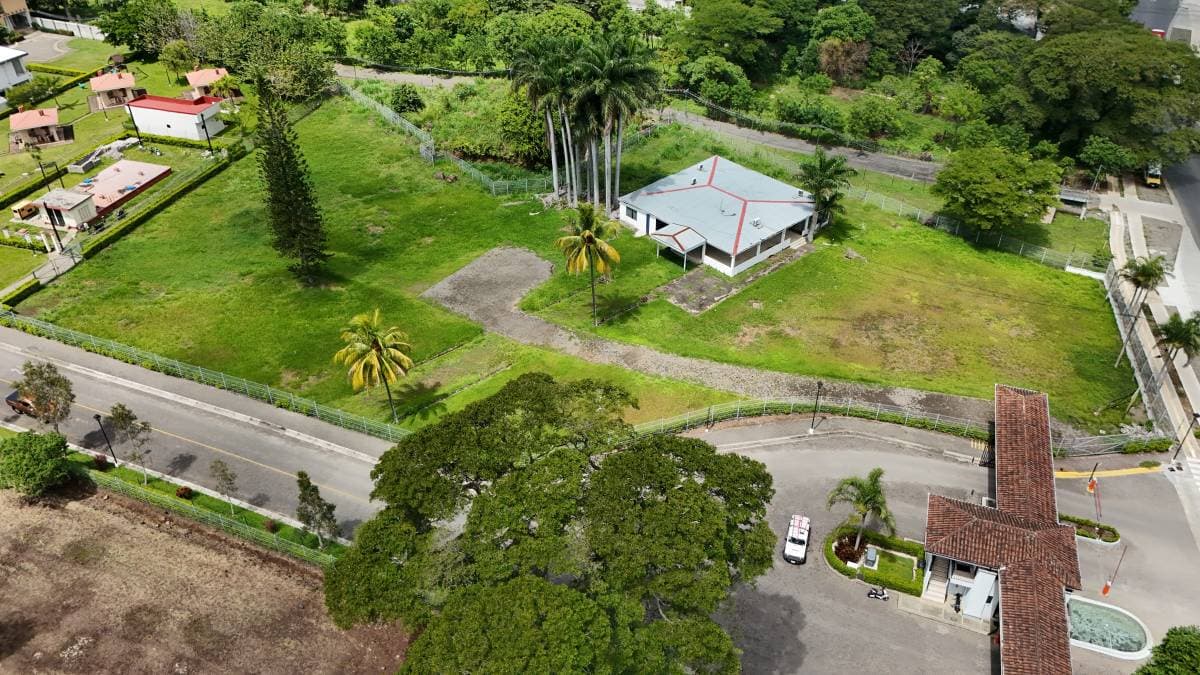 Property at Coyol
