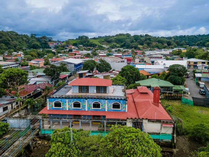 Commercial at Quepos