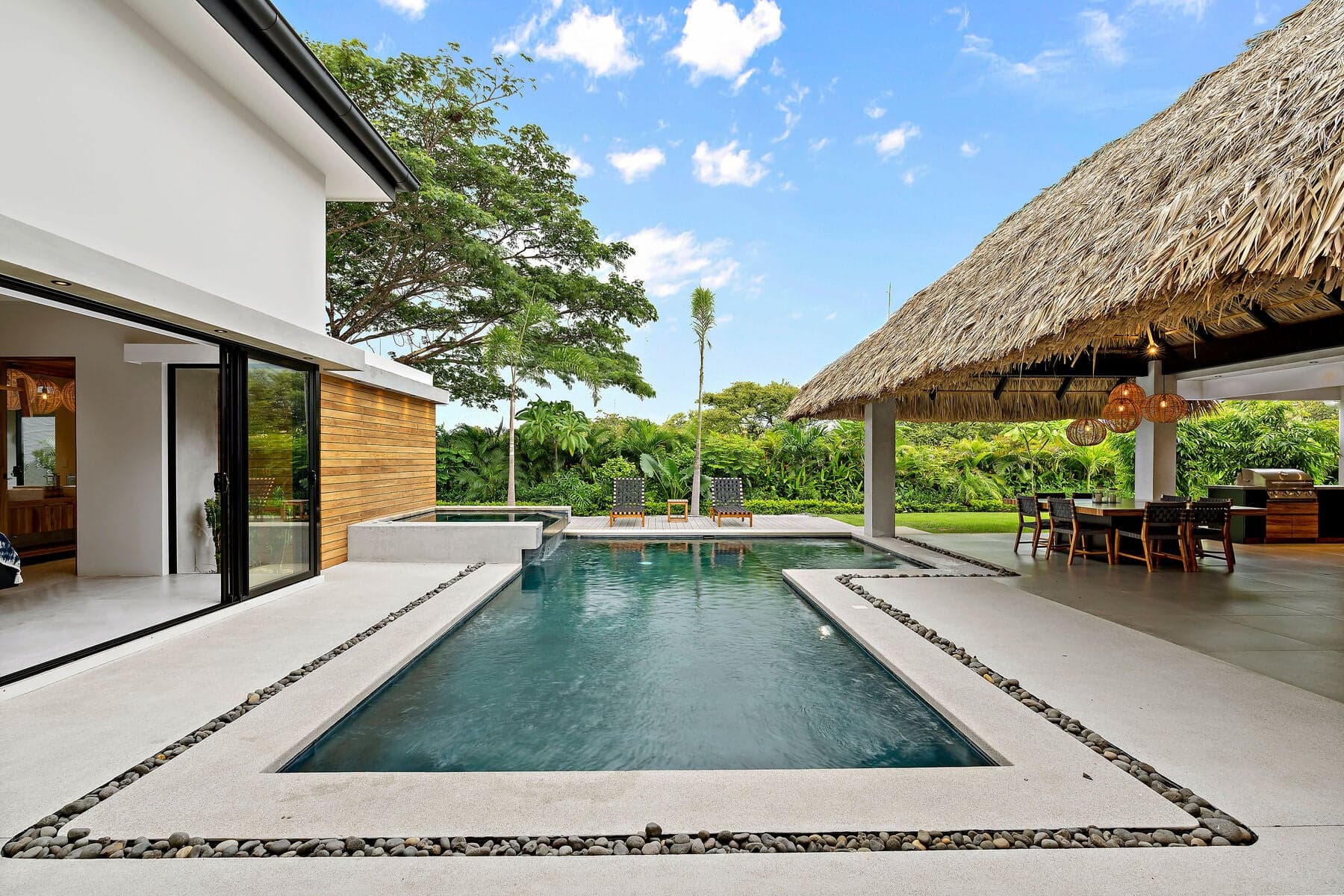 House at Veintisiete de Abril