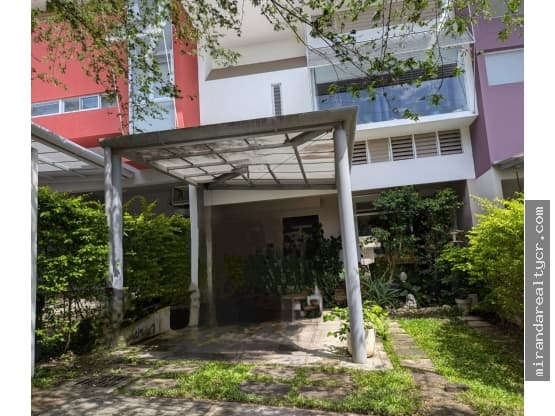 Casa en Mora
