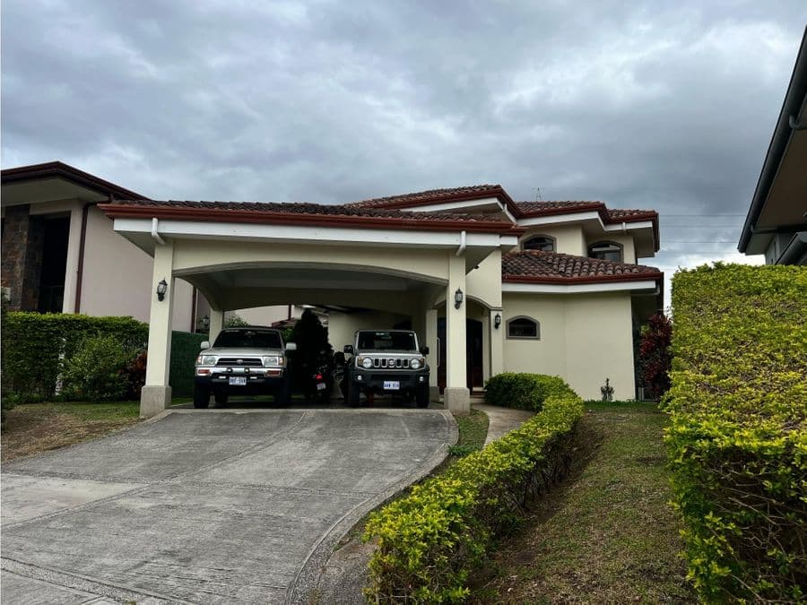 Casa en Condominio Tournon