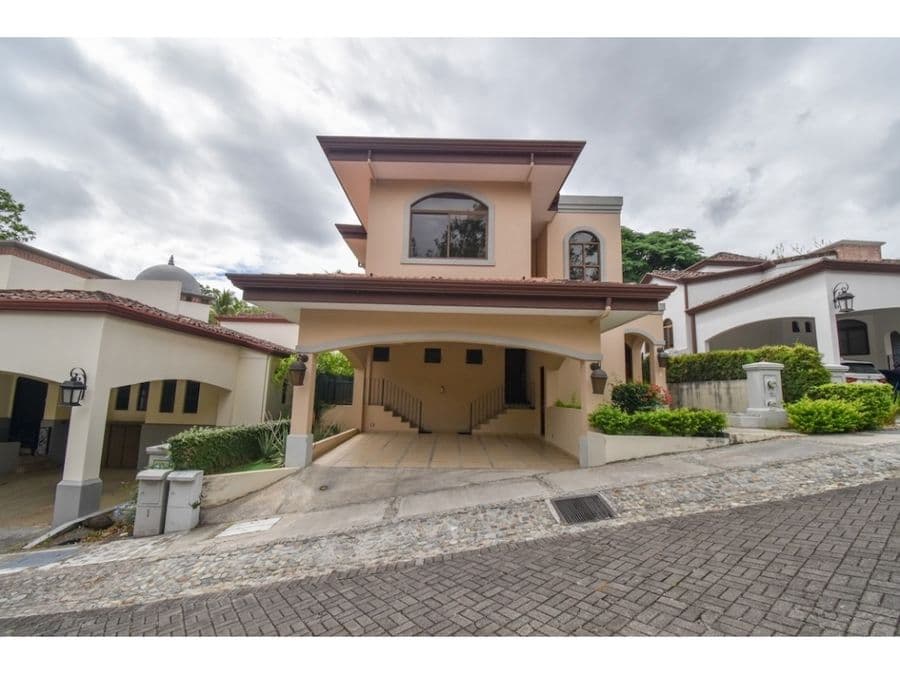 House at Condominio Bosque Escondido