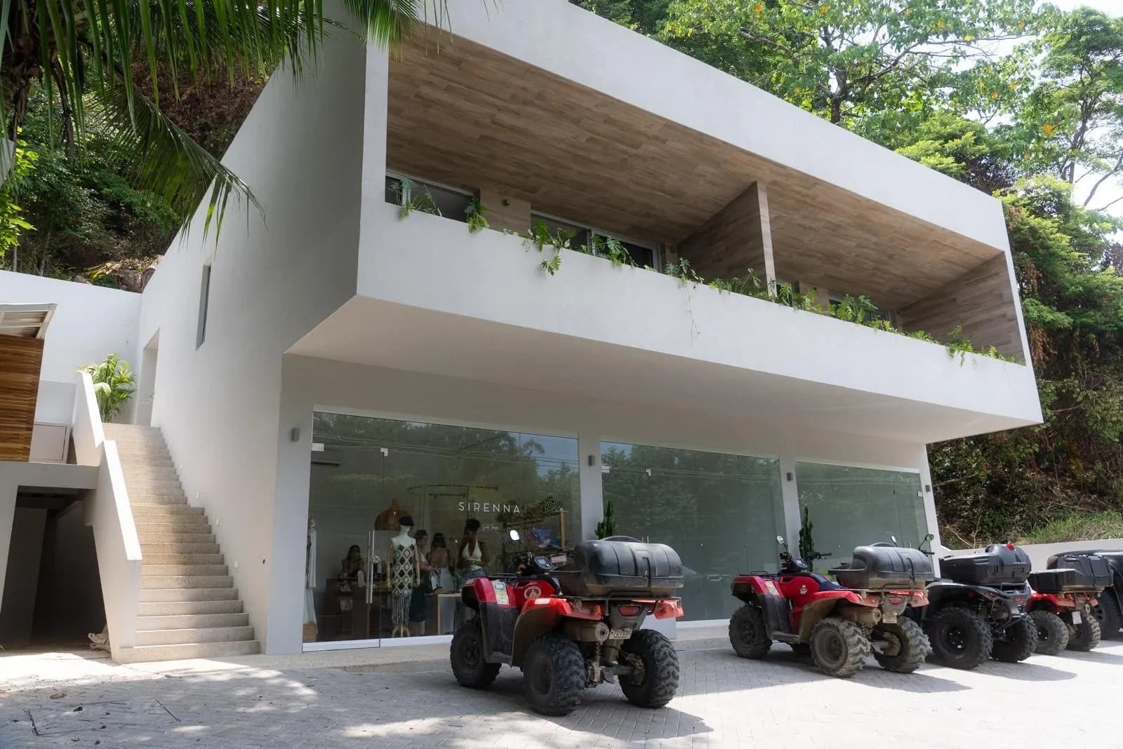 Commercial at Cóbano