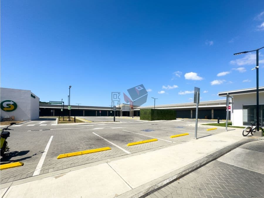 Comercial en El Roble