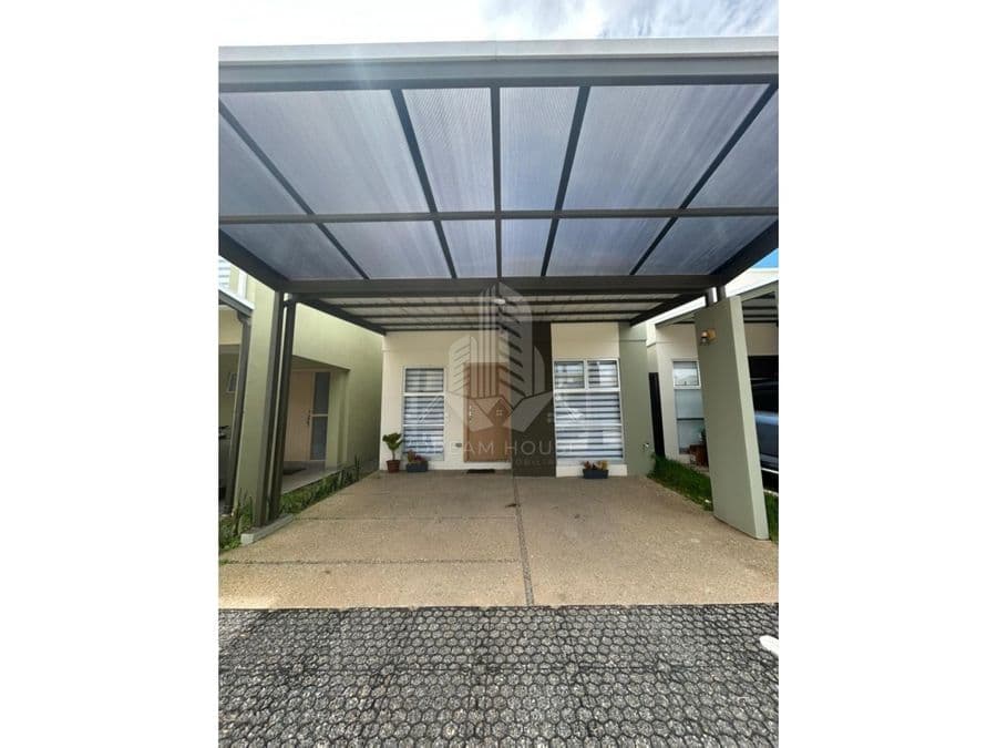 Casa en Condominio Valle Novarum