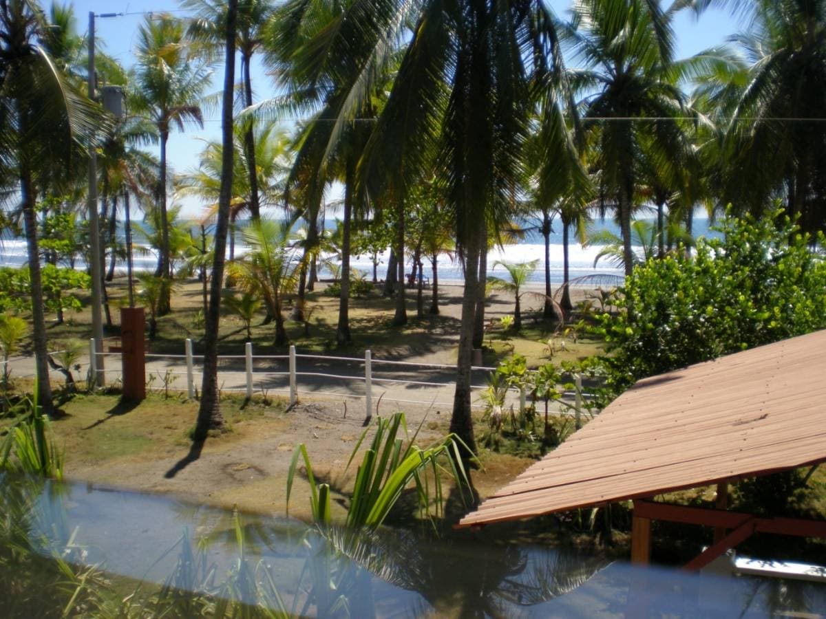 House at Playa Esterillos