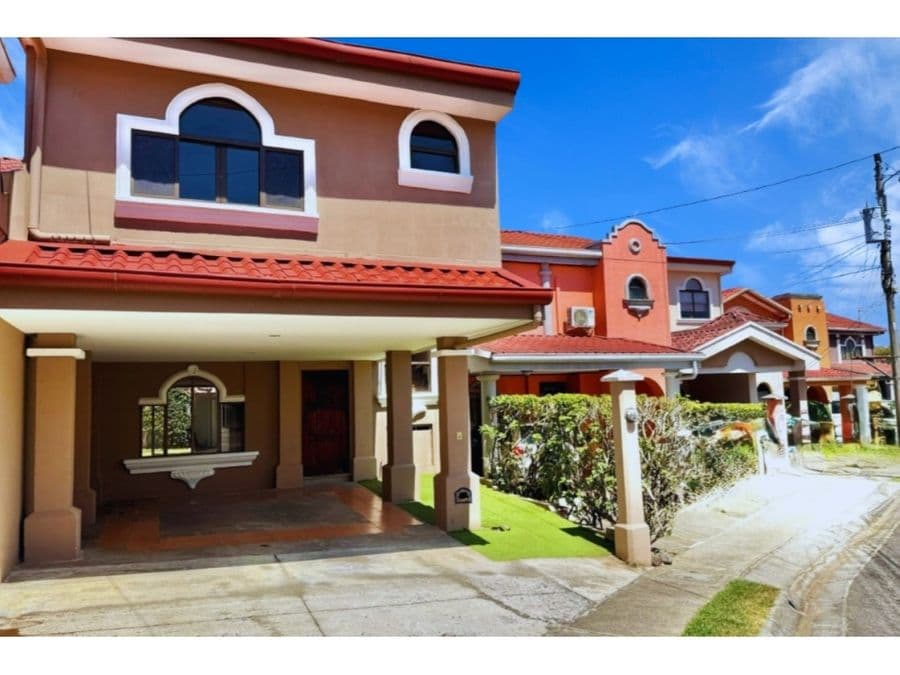 Casa en Paso de las Garzas