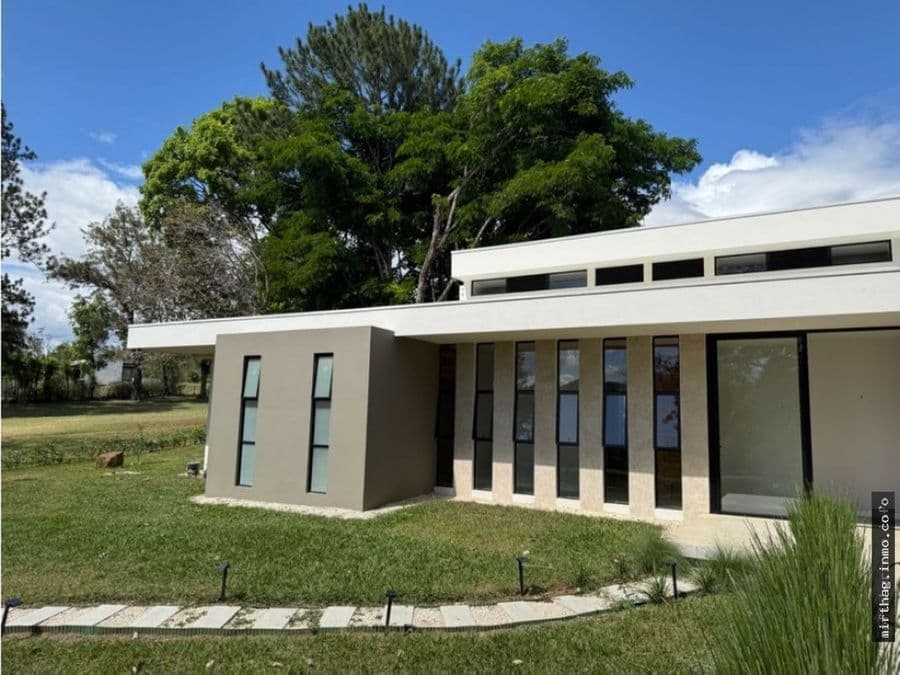 Casa en Guácima