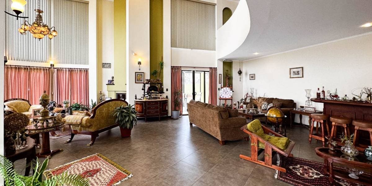 House at Lomas de Ayarco
