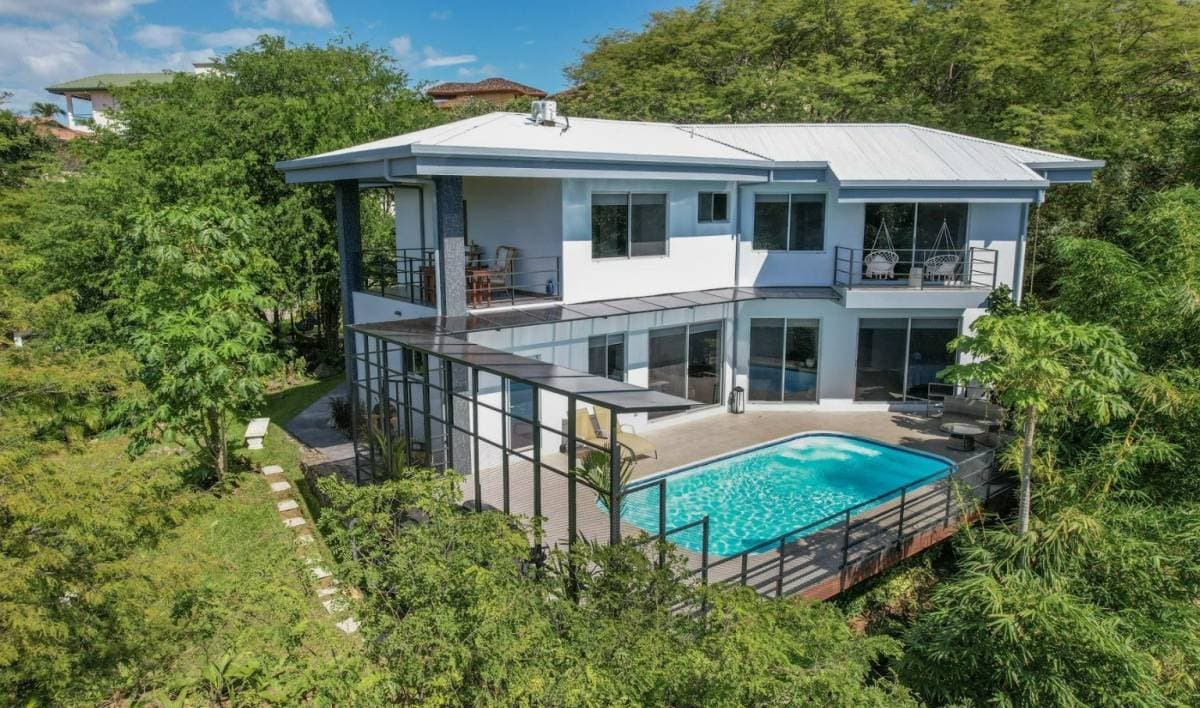 House at Playa Hermosa