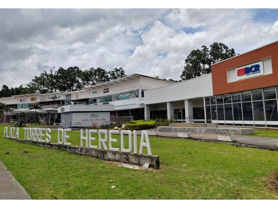Comercial en Torres de Heredia