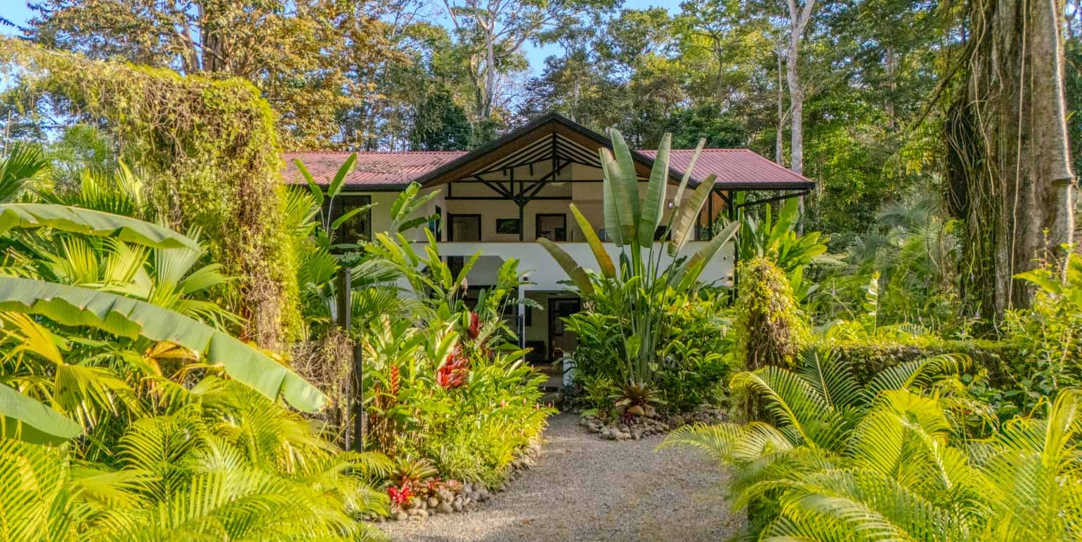 Commercial at Talamanca