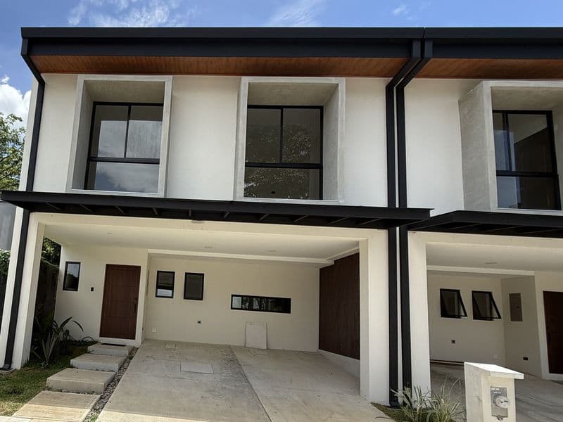 Propiedad en Santa Ana