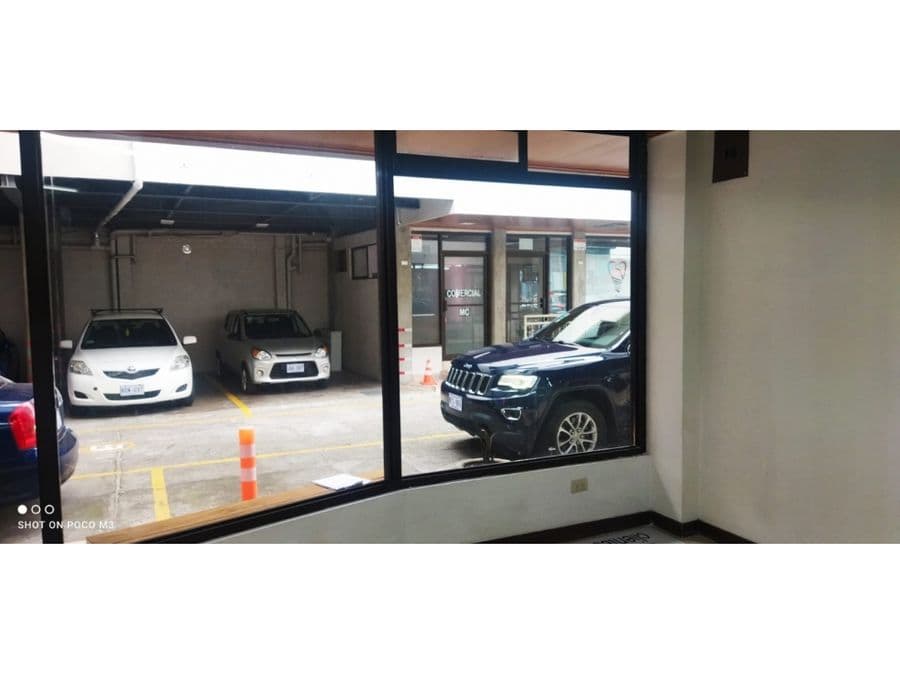 Comercial en San Jerónimo