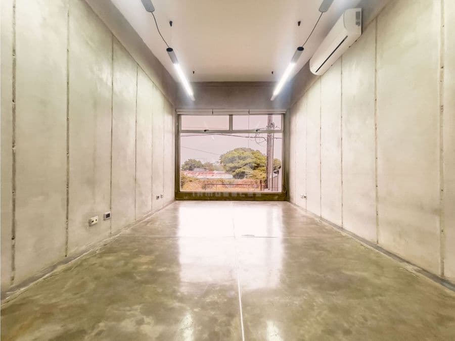 Oficina en Santa Ana