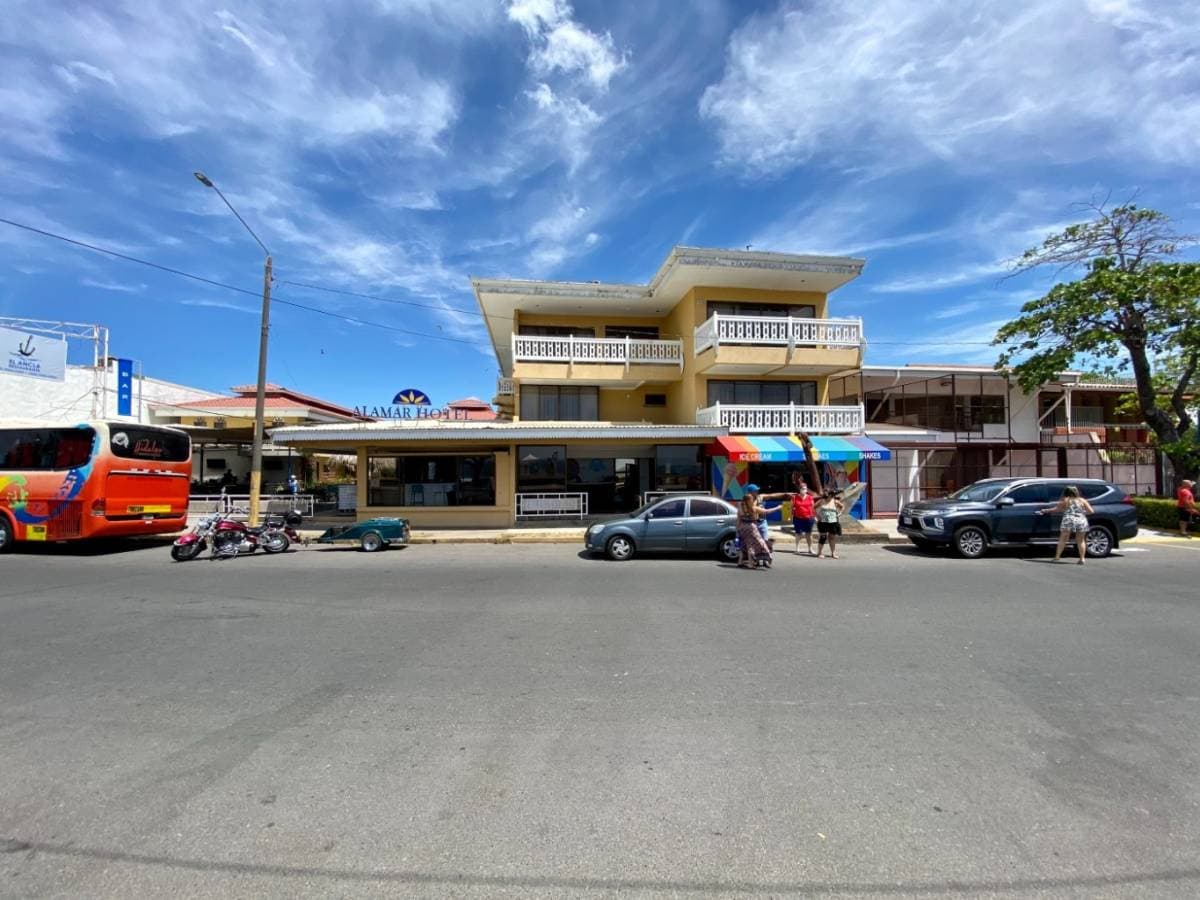 Commercial at Puntarenas