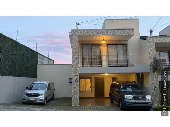 House at Mata de Plátano