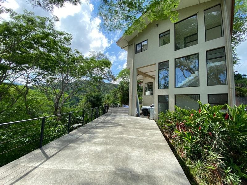 Property at Tárcoles