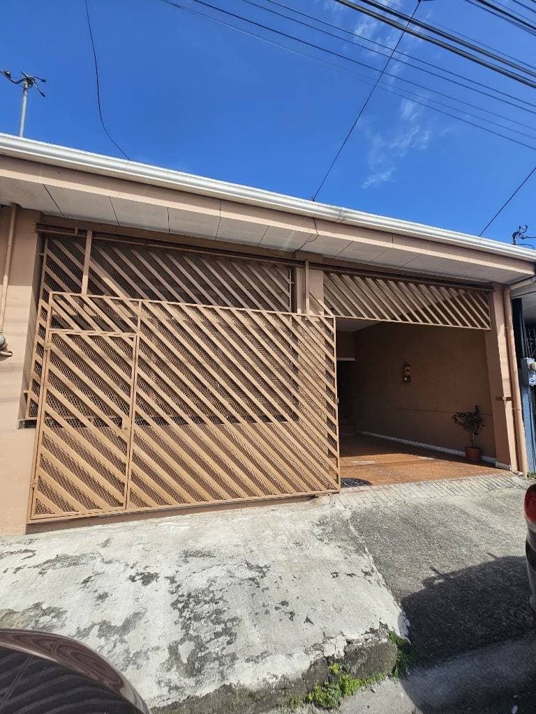 House at Turrialba