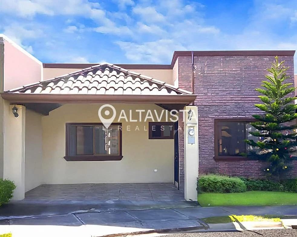 Casa en Quebradillas