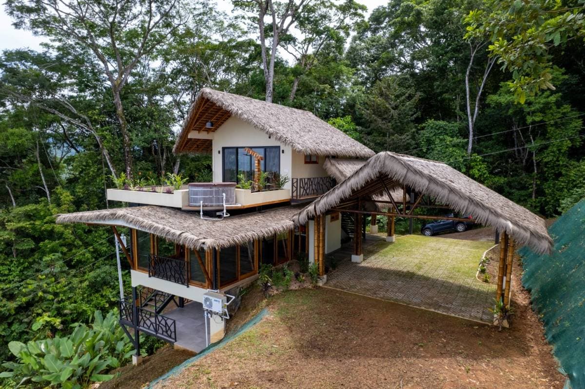 Casa en Dominical