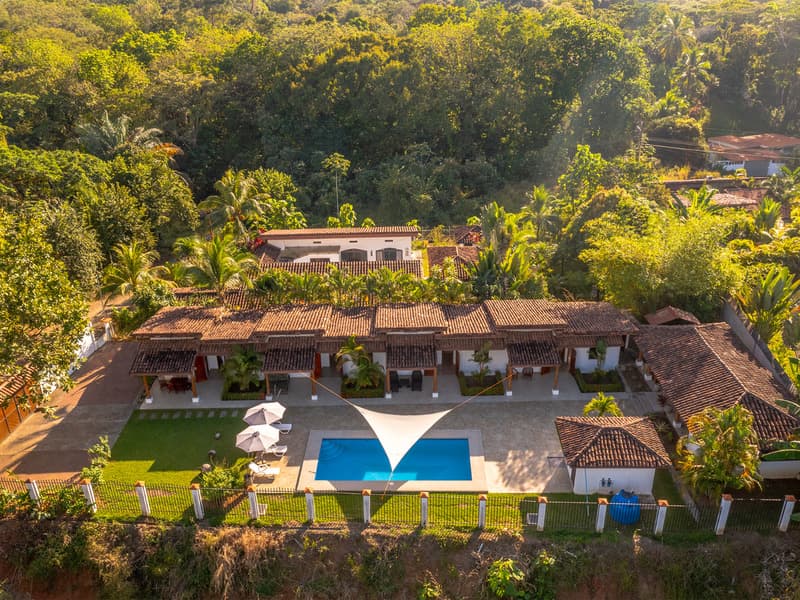 Commercial at Puntarenas