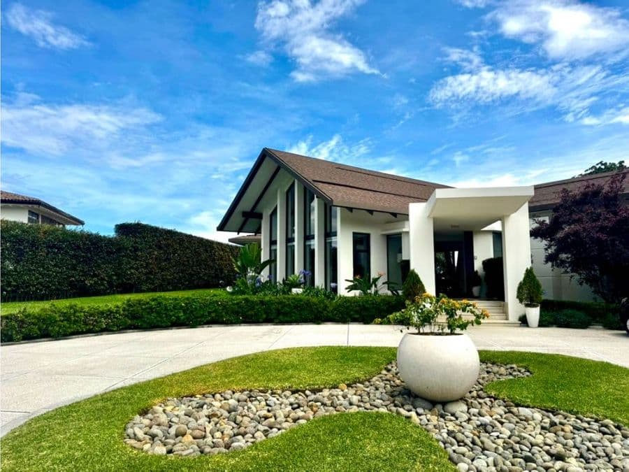 House at Condominio Monterán