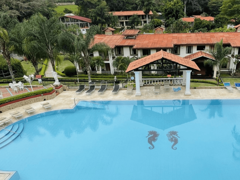 Comercial en La Garita