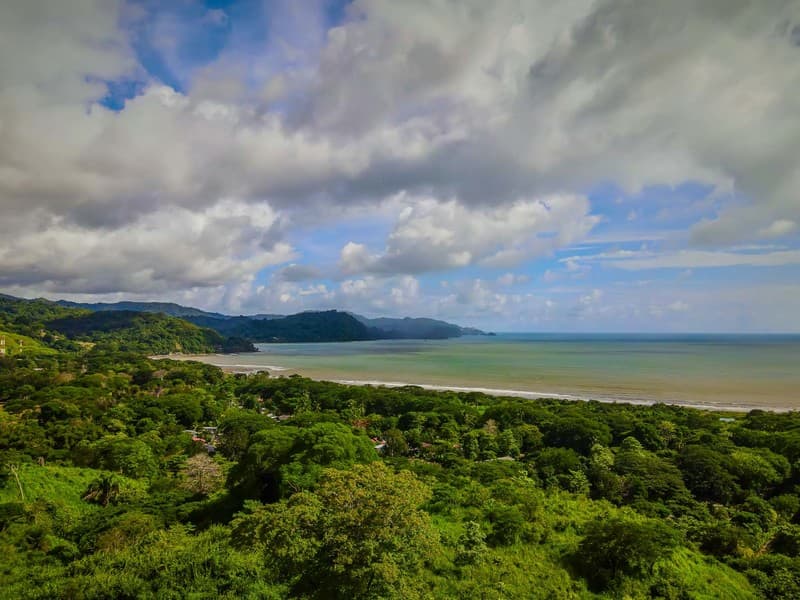 Terreno en Tárcoles