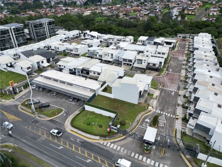 Propiedad en Condominio 221