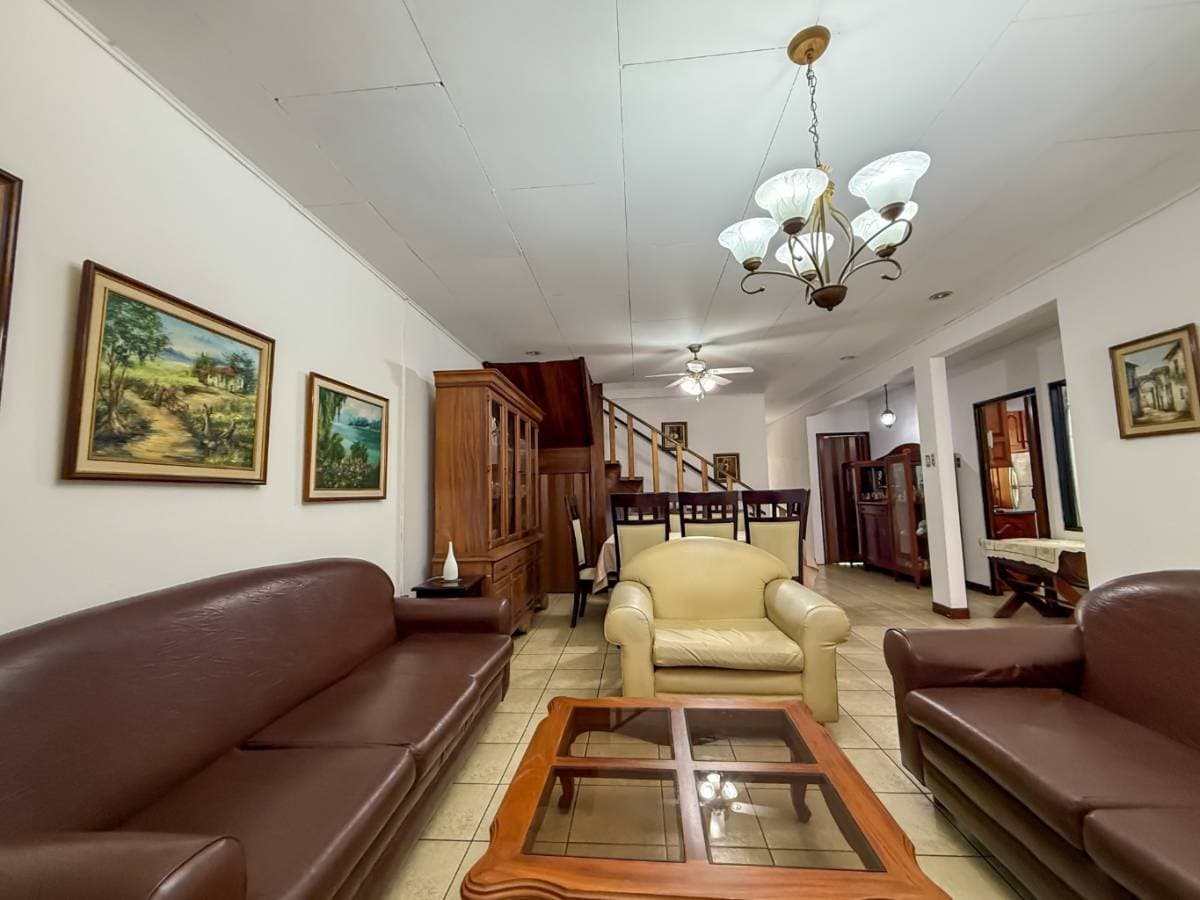 House at Santa Ana Centro