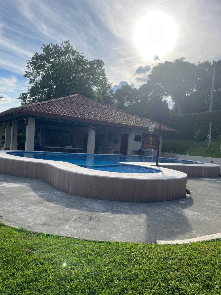 Propiedad en Plantation Estates