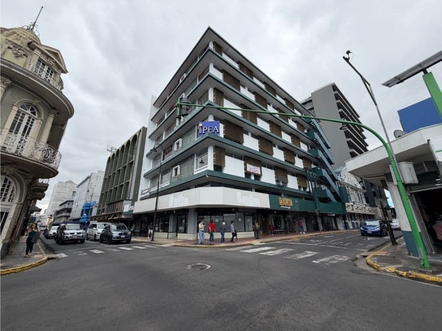 Commercial at Carmen