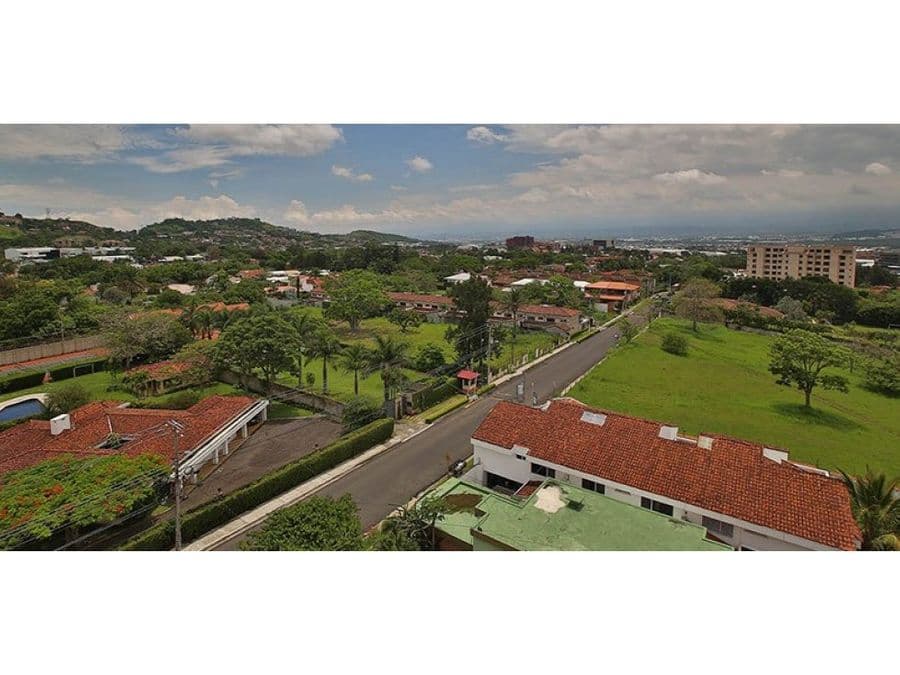 Apartment at Escazú