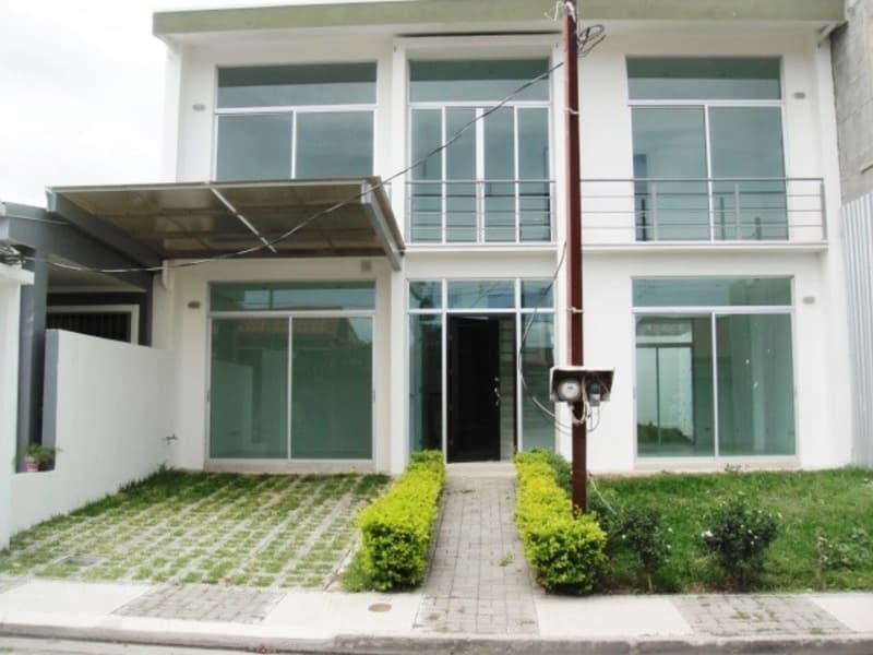 Propiedad en Santa Ana