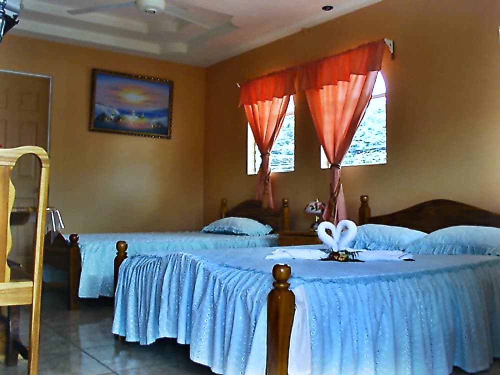 Hotel at Quepos