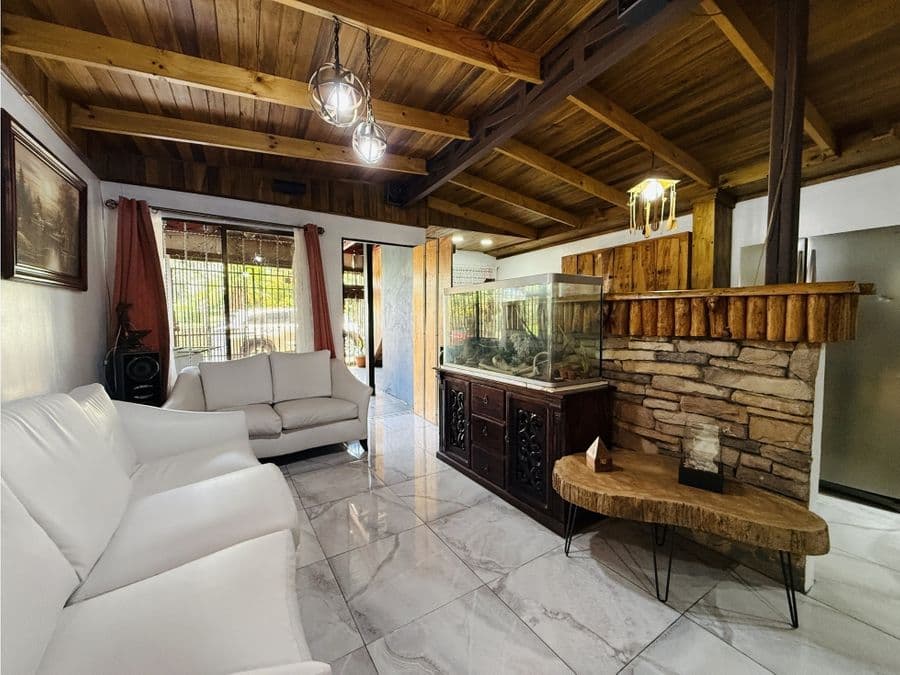 Casa en Desamparados