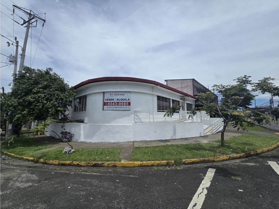 Comercial en San Pedro