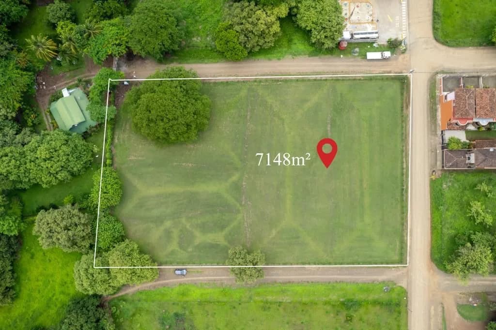 Land at Sardinal