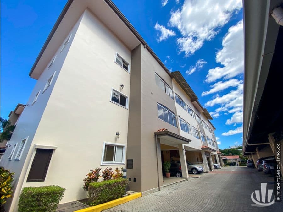 Propiedad en Condominio Escazú Estates