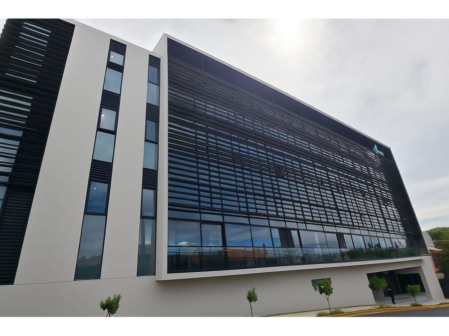 Edificio en Heredia