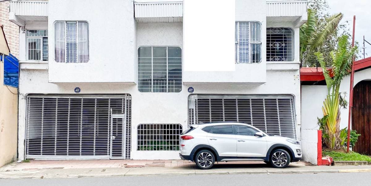 Commercial at Central-Alajuela