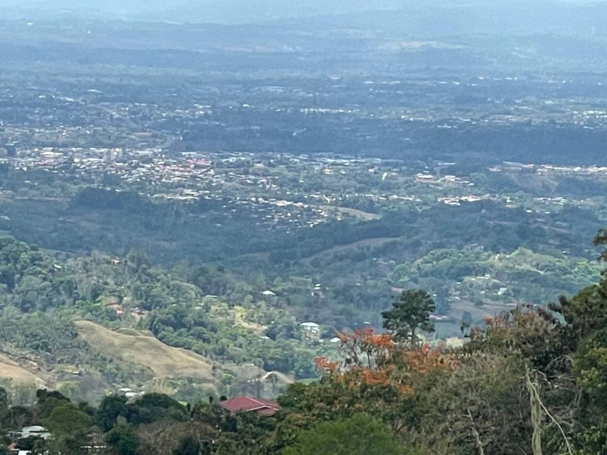Estate at San Isidro del General